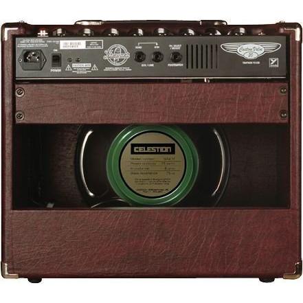 Traynor YCV20WR Guitar Amp in Wine Red