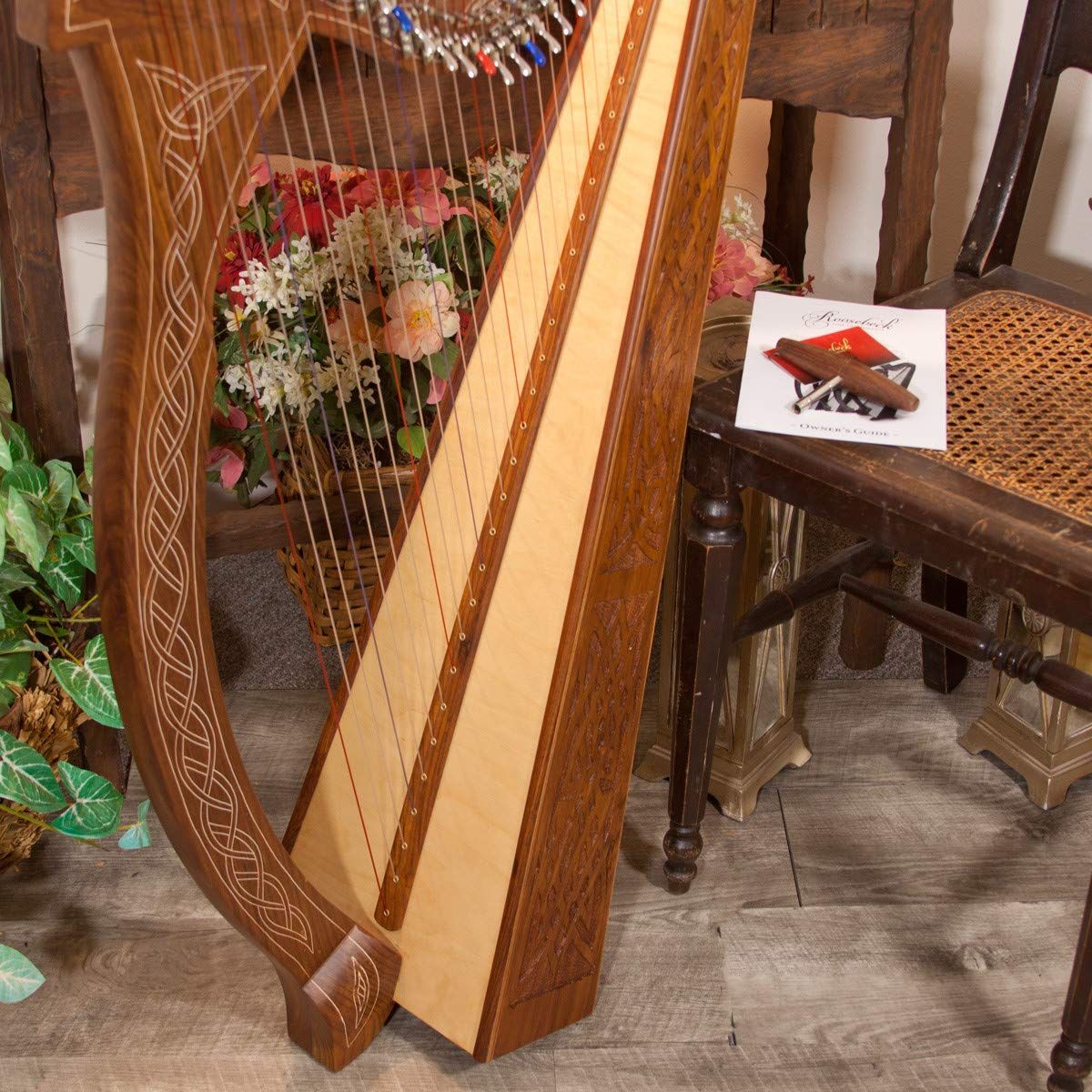 Roosebeck Minstrel Harp 29-String w/Full Chelby Levers - Knotwork