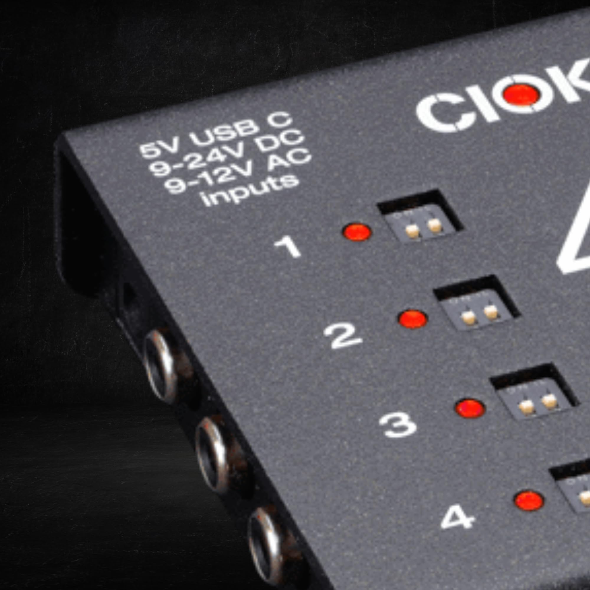 CIOKS C4E 4-output Expander Power Supply Bundle w/ 2-Pack Strukture S6P48 Woven Right Angle Patch Cable, 12-Pack Guitar Pick and Liquid Audio Polishing Cloth