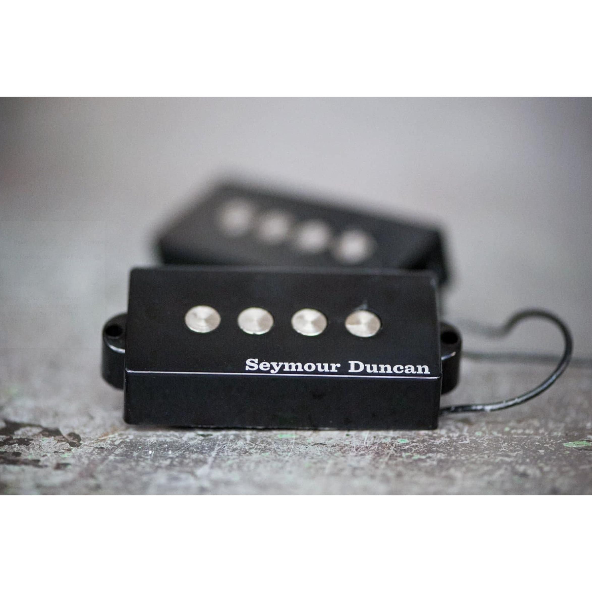 Seymour Duncan Quarter Pound P-Bass 4 String Pickup Bundle w/ 12x Feder Guitar Picks, and Liquid Audio Polishing Cloth